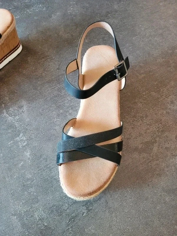 39 Wedge Sandals – photo 2